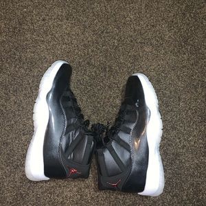 Jordan 11s